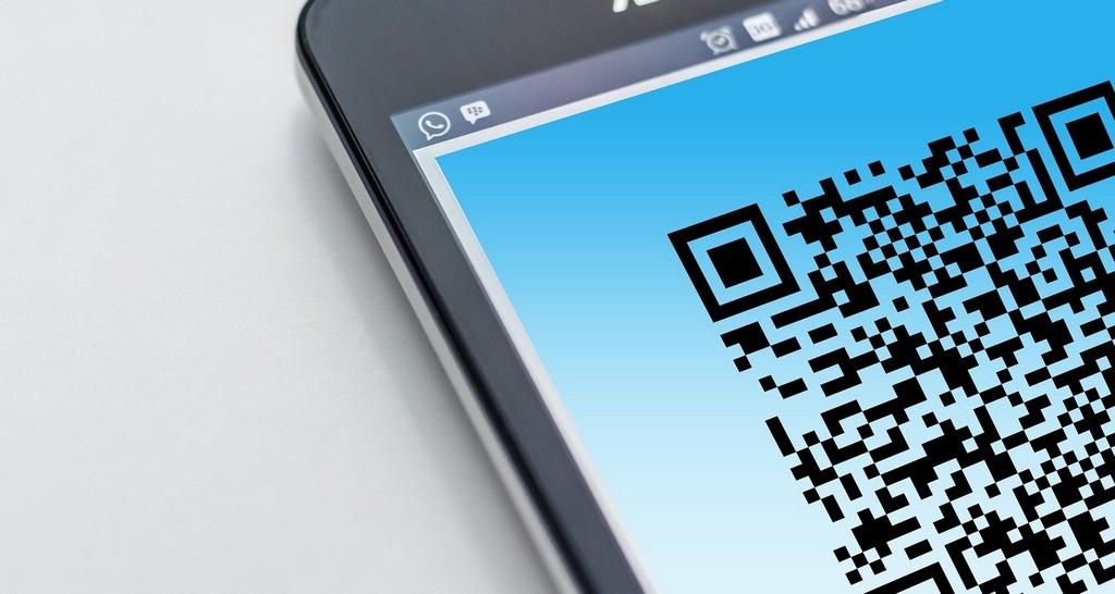 Smart pos machine with QR code scanner